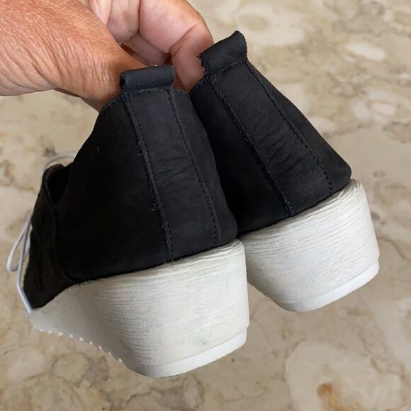 Flexx Run Crazy Too Leather Lace Up Wedge Shoes - Picture 5 of 10